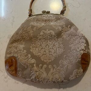 Glenda Gies cream tapestry bag